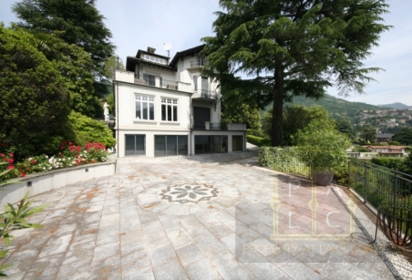 Villa Corinna wisteria